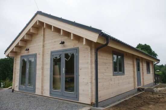 POZA CLIENT Casă din Lemn izolată, 71mp, 5 camere, perete dublu de 44mm + Izolație + 44mm, 12x6m, ANICA