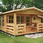 foto client Casuta din lemn de gradina cu veranda