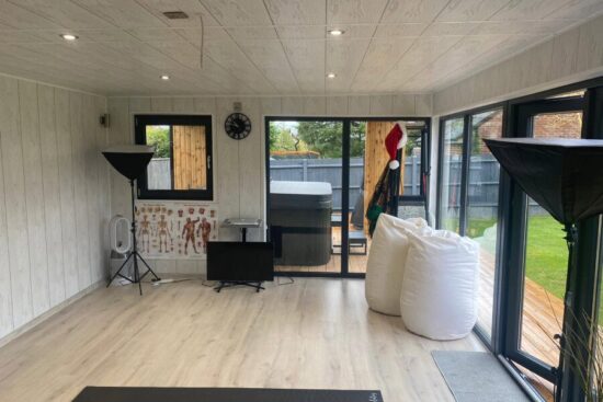 Foto client atelier de grădină din lemn Essex