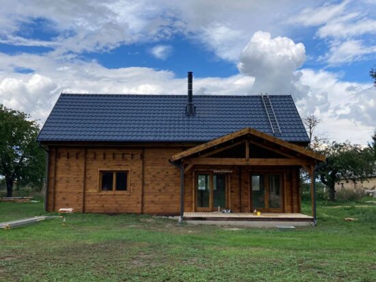 Foto client 4 Casa din lemn cu mansada 132mp si terasa acoperita 14 mp Vera