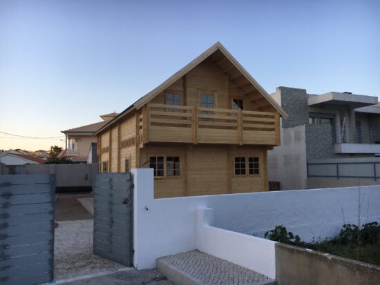 Imagine client 4 casa de vacanta din lemn izolata cu mansarda Langon