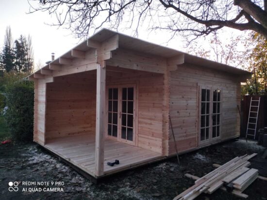 Poza client Casa din Lemn Pin Nordic 28mp, veranda, o camera, perete unic de 34mm, 7×4 m, CARL
