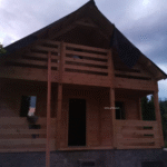 Foto client Cabana din lemn izolată, cu mansarda, terasa Livington