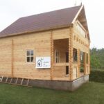 foto client casa din lemn izolata cu mansarda Livington