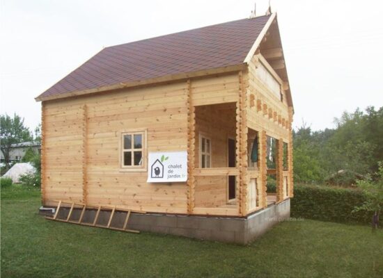 foto client casa din lemn izolata cu mansarda Livington