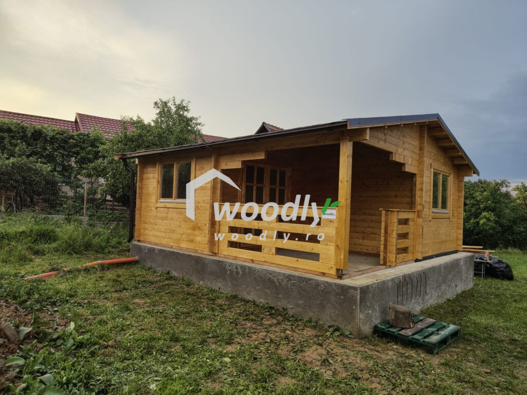 Cabană din lemn 35mp, 2 camere, baie, terasa, 6x6m, OLIVIA, montaj si vopsit de echipa Woodly in Cluj