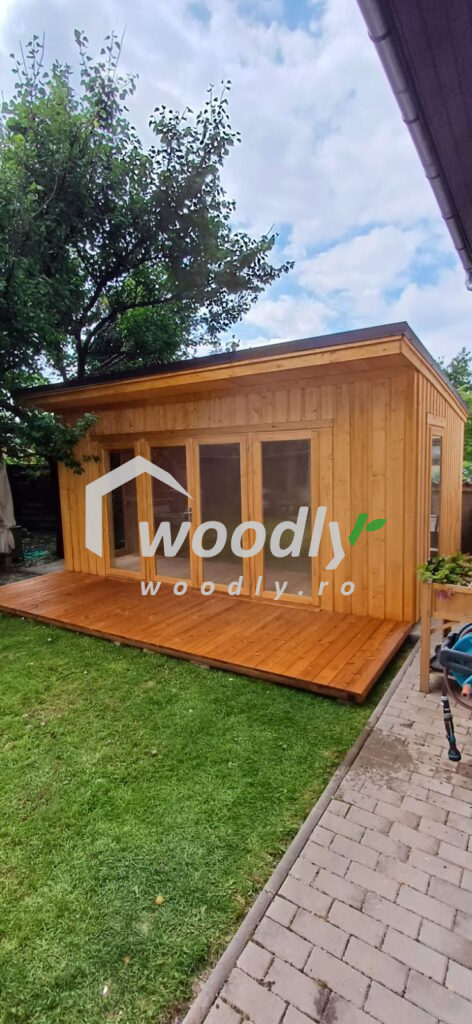 Birou de grădină din lemn izolat Evelin montat in Oradea