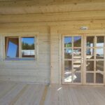 Casă din lemn la cheie, ALBI, modulară, neizolată, 48 mp, veranda, living, dormitor, baie