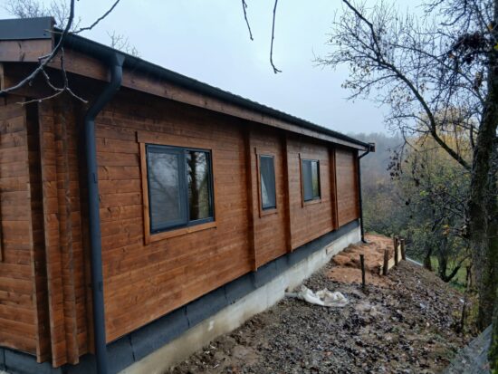 Montaj casa din lemn la cheie, Ramnicu Valcea, model Linda