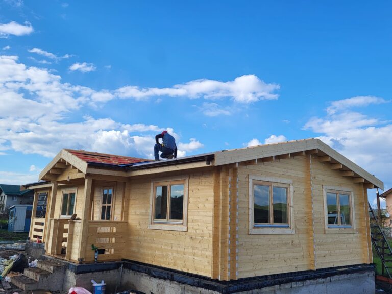 Brasov - Casă din lemn la cheie, izolată, modulară, rezidențială, 75 mp, 3 camere, baie și verandă